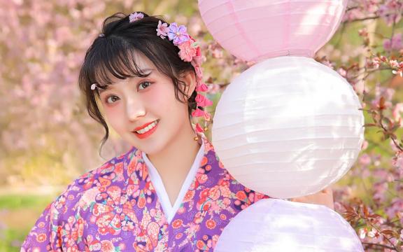苏泊尔美的电压力锅(美的电压力锅好还是苏泊尔电压力锅好？)