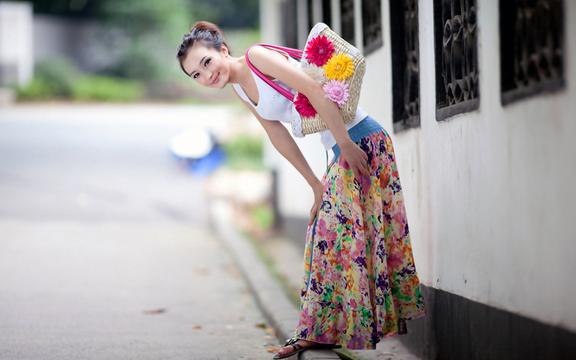 如何拆卸空调外机(空调外机电脑板怎么拆出来？)