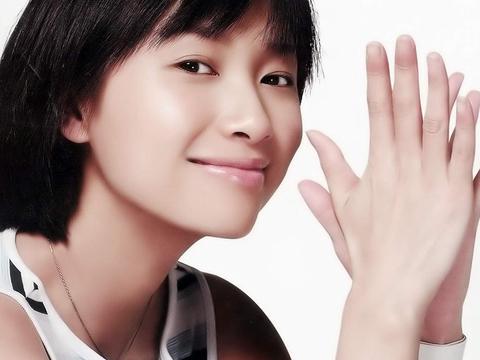 冰柜下边流了一地的水(冷柜积水的原因以及解决办法)