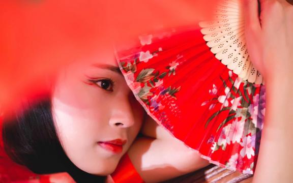 水冷中央空调系统原理图(中央空调水冷机组末端工作原理图，，，，)