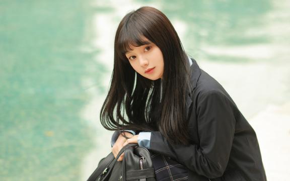 西门子洗衣机怎么排水操作(西门子洗衣机排水阀怎样打开？)