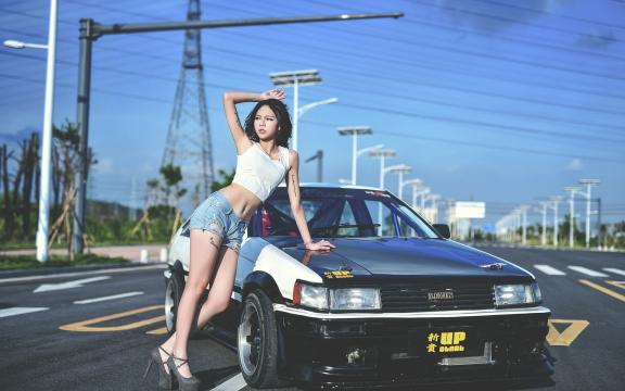 家庭太阳能光伏发电系统(家用太阳能发电系统可靠吗？)