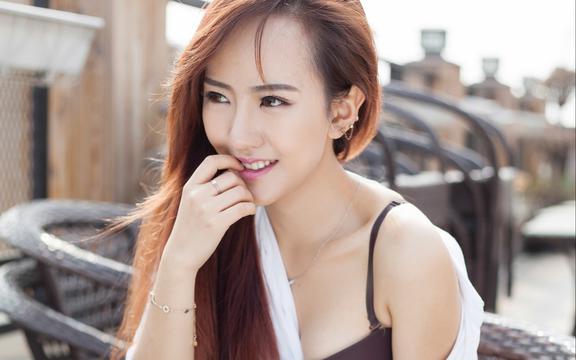 惠普打印机怎么换墨盒(惠普打印机墨盒怎样换？)