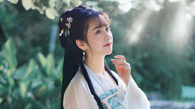 苏州春兰空调维修点(新买一月的春兰空调,不制冷,没有人管,怎么办？)