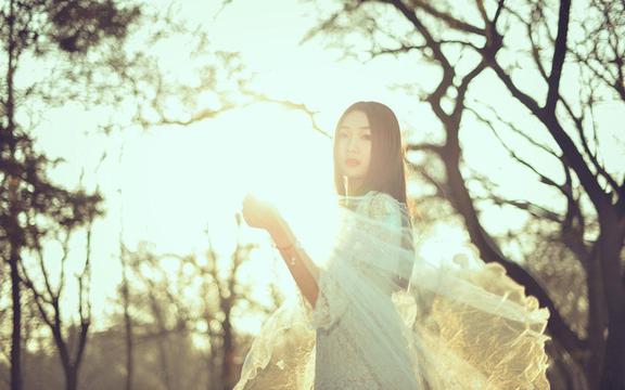 电脑突然重启黑屏(为什么电脑重新启动后黑屏？)