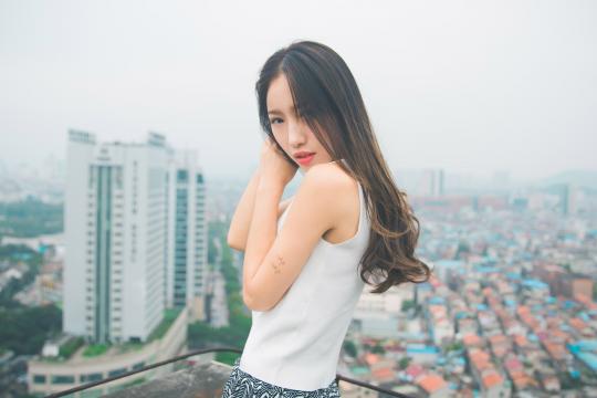 空气能热水器远离(空气能热水器什么原理？空气能热水器工作原理)