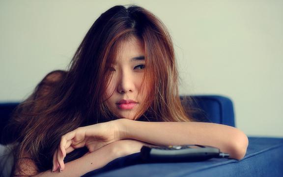 电脑音响不响是什么原因(电脑小音箱有声音大音箱不响咋回事？)