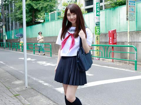 索尼电视开不了机黑屏(索尼电视黑屏但有声音是怎么回事？)