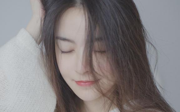 比较华凌空调和美的，哪个更适合您的家庭？
