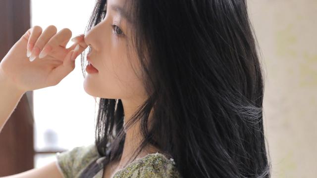 空调铜管有水珠正常吗(请问空调管子上有水珠整常吗？)