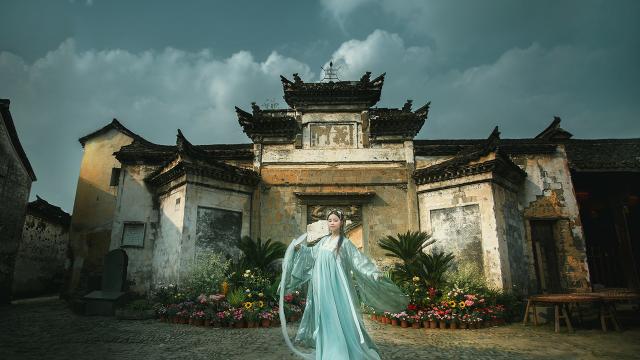 空调散发酸臭味怎么办(空调吹出来有股酸臭味,是什么原因？)