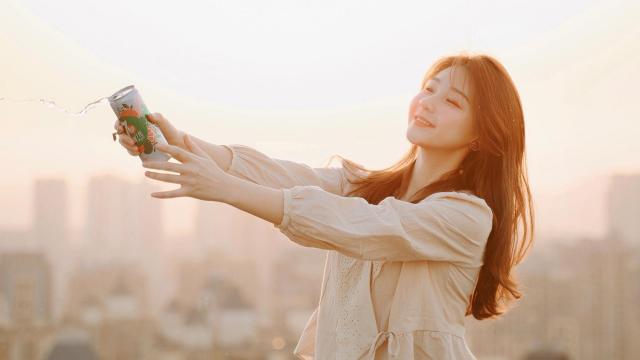冰箱冷冻室结冰是正常的吗(冰箱冷冻室结冰需要除掉吗？)