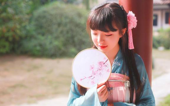 老板燃气灶不打火(老板燃气灶打火打着时,火不能定住,只要开关一松手煤气灶就没有)