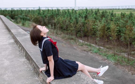 怎么自制投影仪(如何自制投影仪以达到电影院效果？)