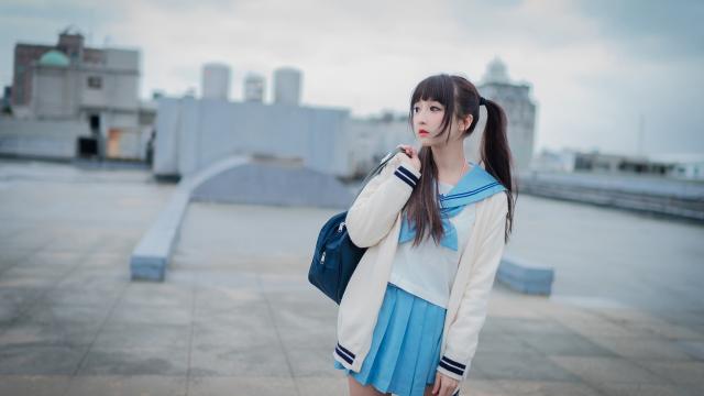 dvd光盘碟片(CD光盘和DVD光盘有何不同？)