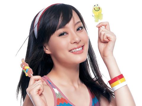 养生之选：美的卫生间集成暖风机，舒适体验不容错过！