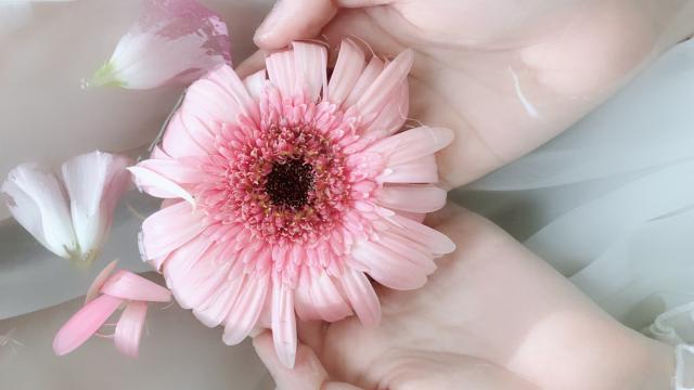 热水器怎样清洗(热水器清洗管道有几种方法)
