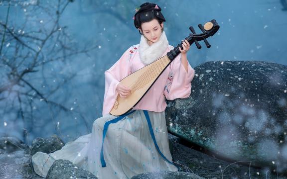 西门子插座标志的演变：从过去到现在的设计变迁。