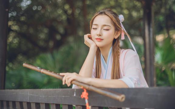 一进三出冰箱电磁阀工作原理(在市场上买的通用的一进三出的冰箱电磁阀哪个是进气,另外三个又)