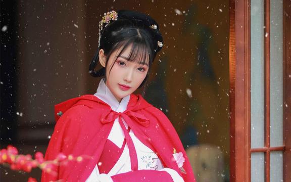 优点智能锁e1怎么打开电池盖(智能指纹锁电池充电怎样打开电池盖？)