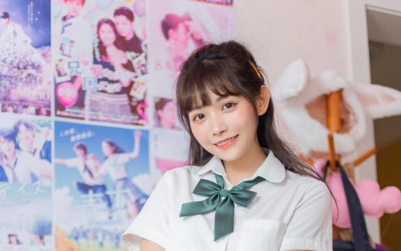 彩电行业发展现状(中国彩电行业市场零售量和价格均急剧下降,彩电被什么取代了？)