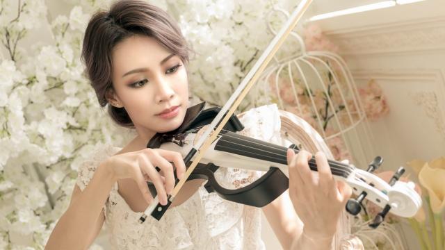 海尔电视机图像向左偏移(海尔电视hs2528图像左右扭曲)