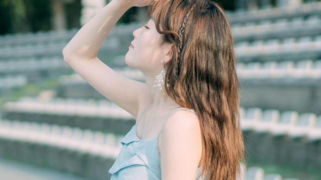 遥控器灯亮但是不管用(按遥控器亮但是没反应是怎么回事？)
