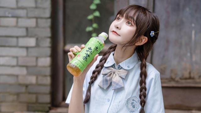 清洗空调滤网的作文(格力机房空调日常维修是怎么样的呢？)