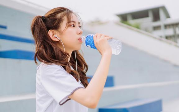 壁挂炉水压过大怎么调(壁挂炉压力高，怎么调？)